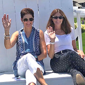 300x300 Karen and Kristen Hunter