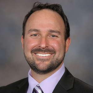 300x300 Kris Strauss